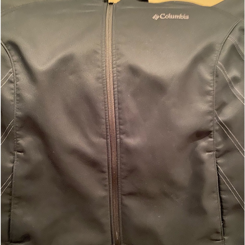 Columbia black shell jacket